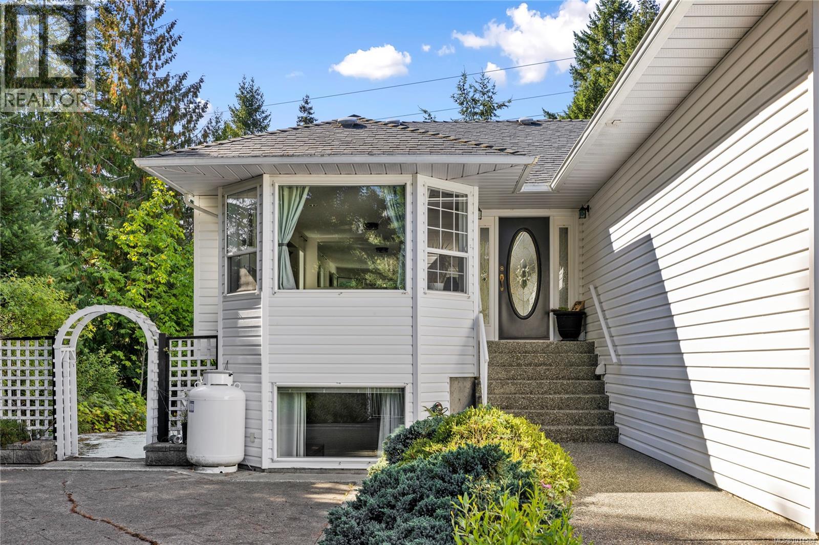 5084 Arden Rd, Port Alberni