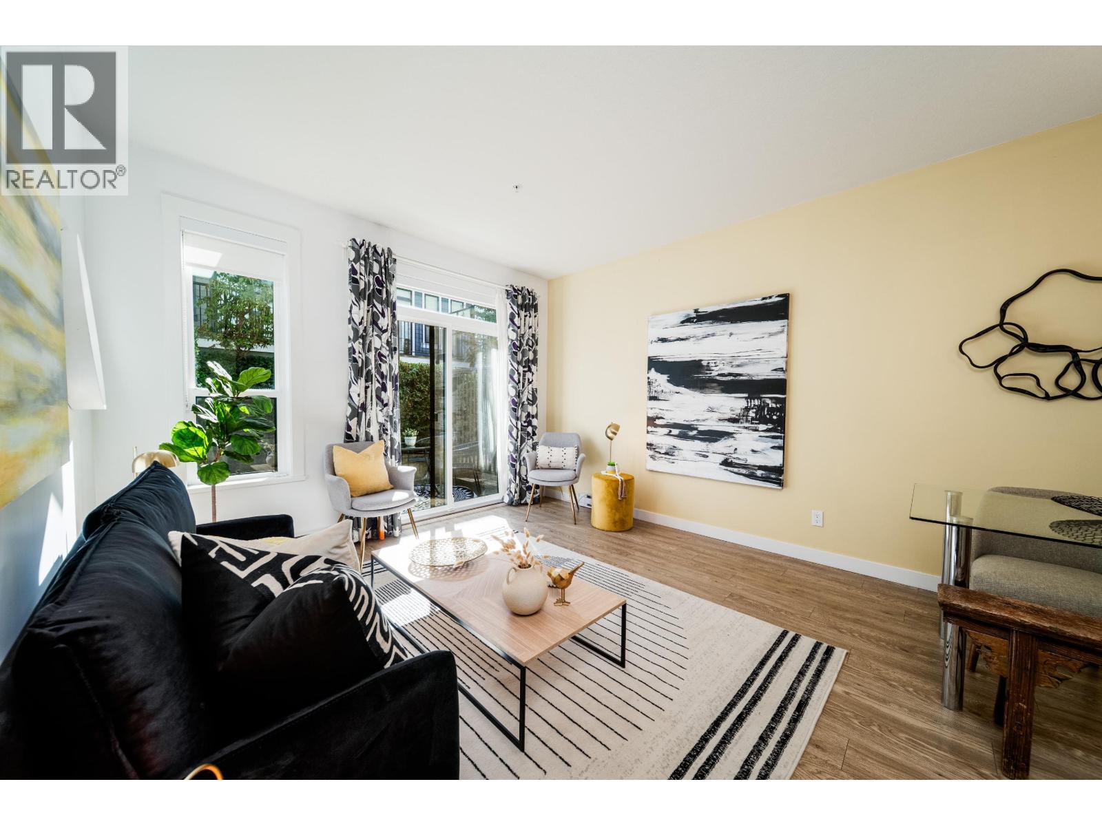 18 7039 MACPHERSON AVENUE, Burnaby