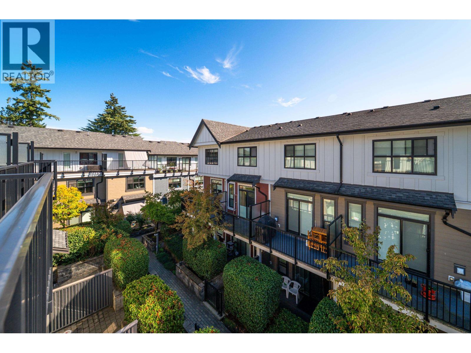 18 7039 MACPHERSON AVENUE, Burnaby