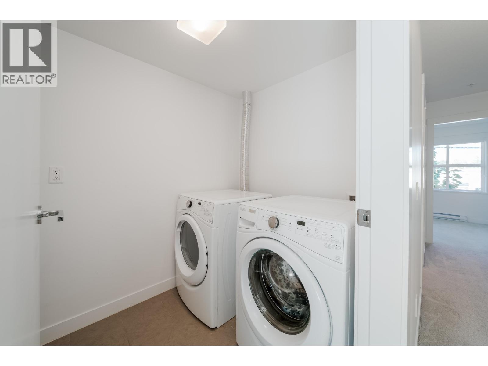 18 7039 MACPHERSON AVENUE, Burnaby