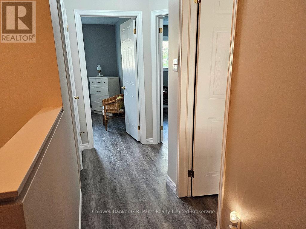 #6 622 WHARNCLIFFE RD. SOUTH ROAD - 22