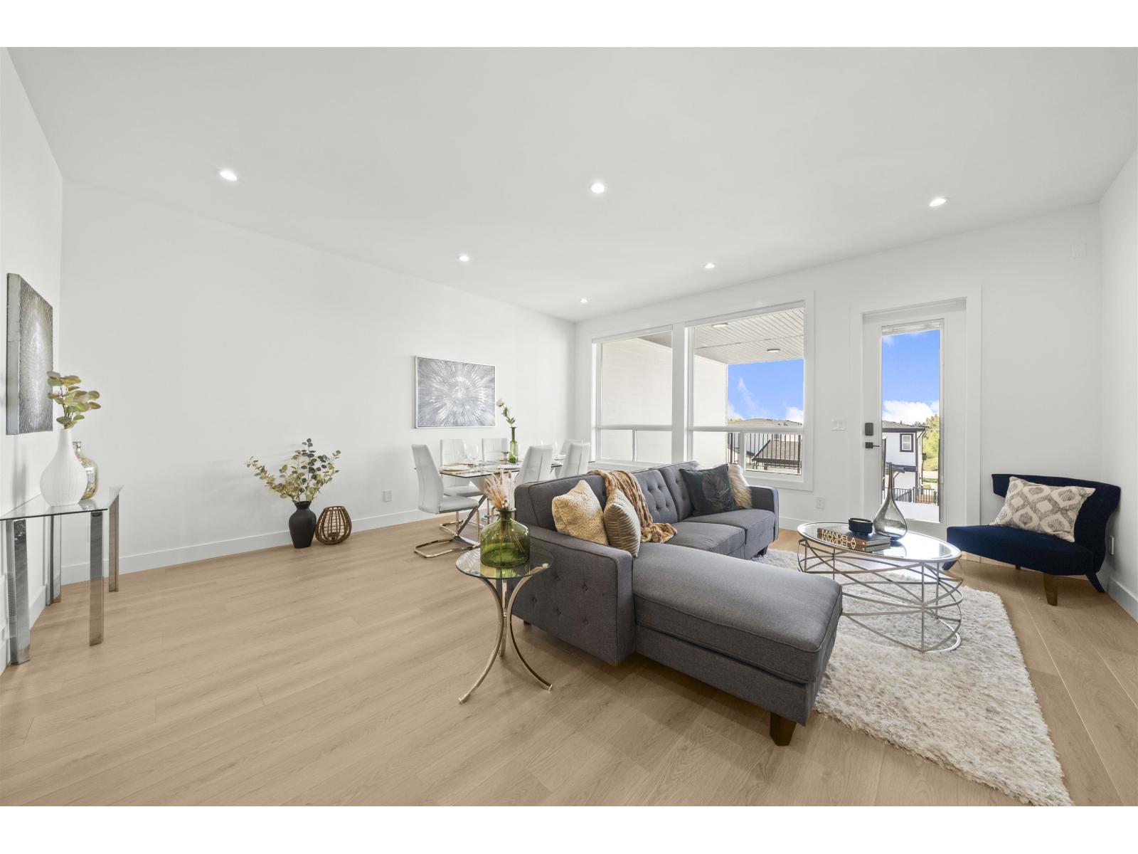 16722 16 AVENUE, Surrey
