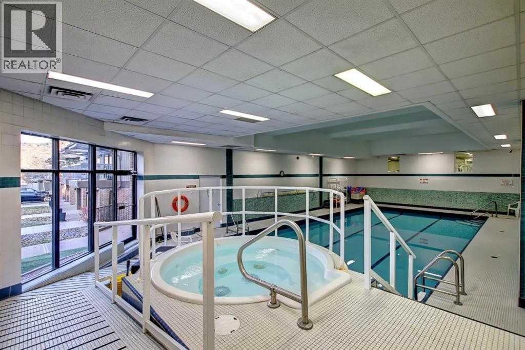 Single Family House for Sale in   POINT Drive NW Point McKay Calgary 