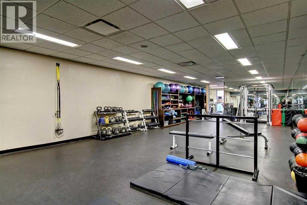 Single Family House for Sale in   POINT Drive NW Point McKay Calgary 