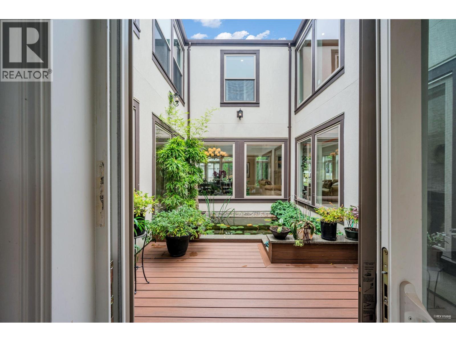 3601 LYNNDALE CRESCENT, Burnaby