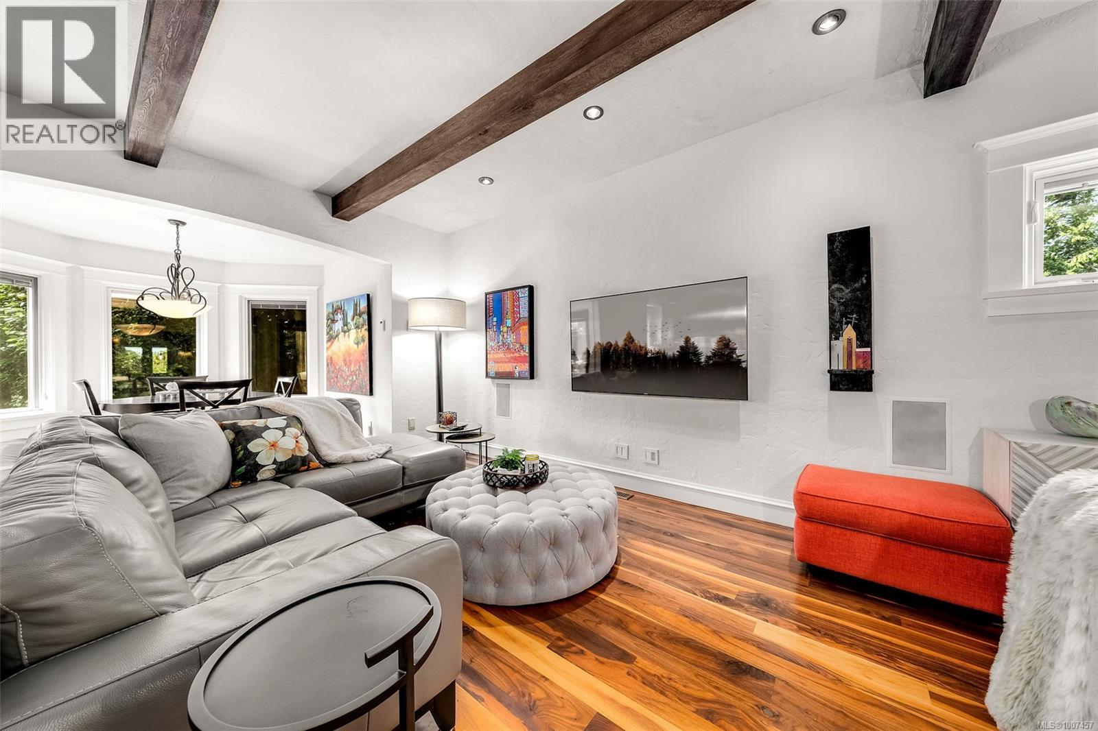  5388 Parker Avenue, Saanich