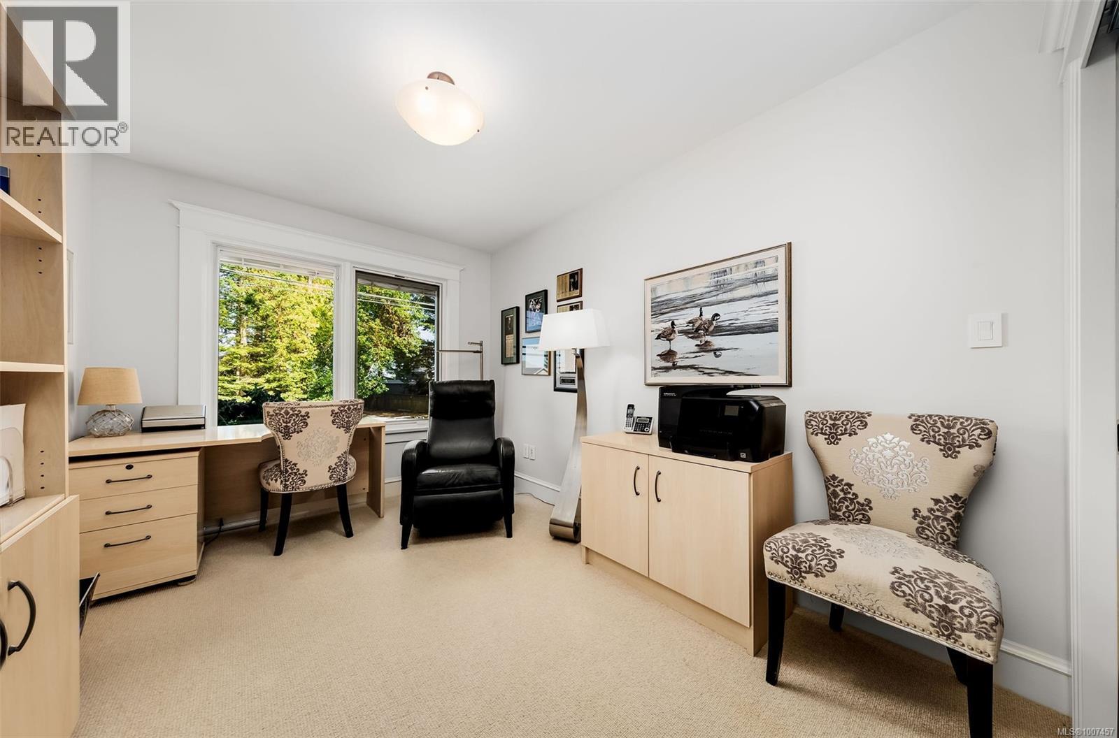  5388 Parker Avenue, Saanich