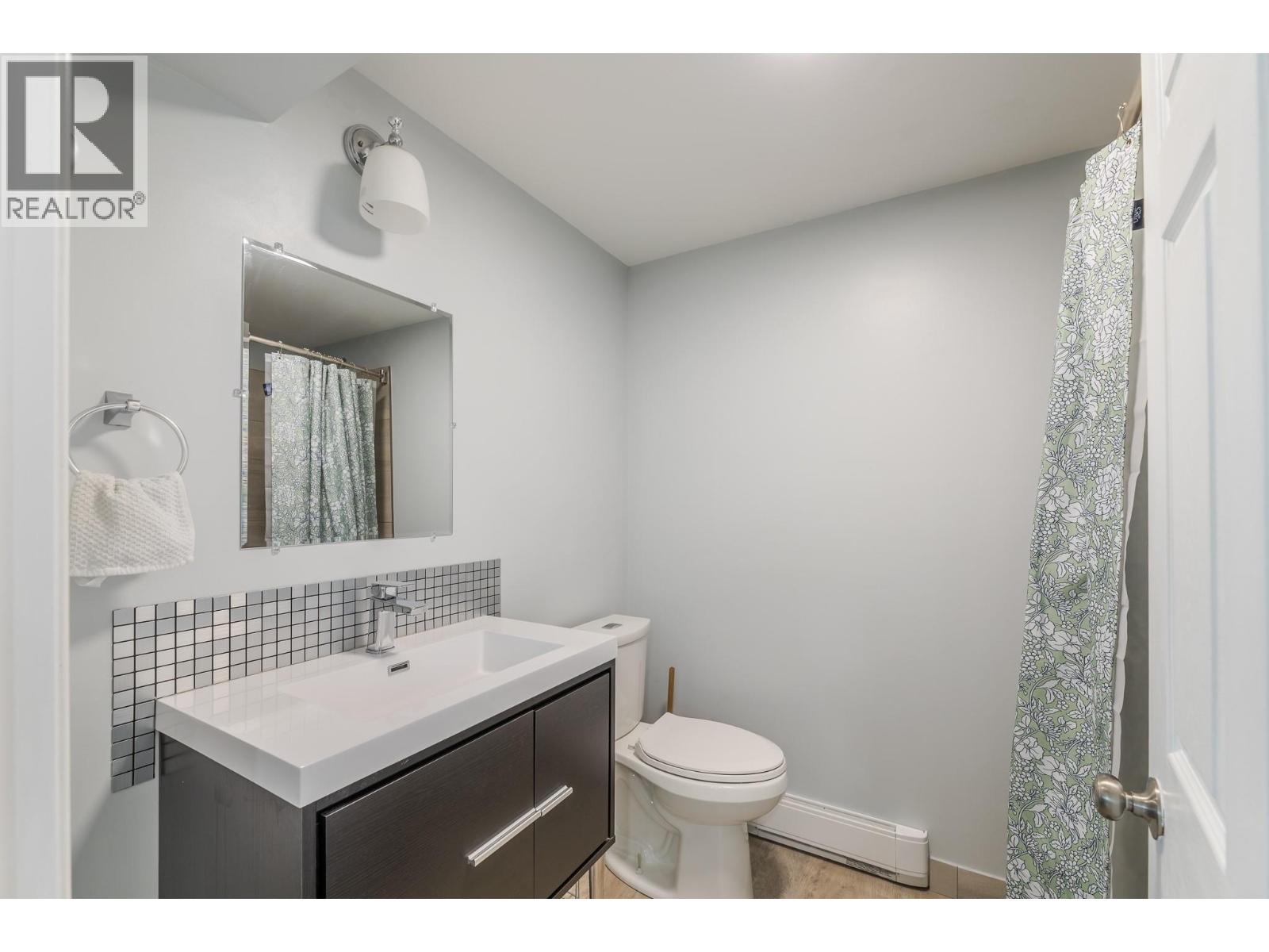  10903 BARCLAY Street, Summerland