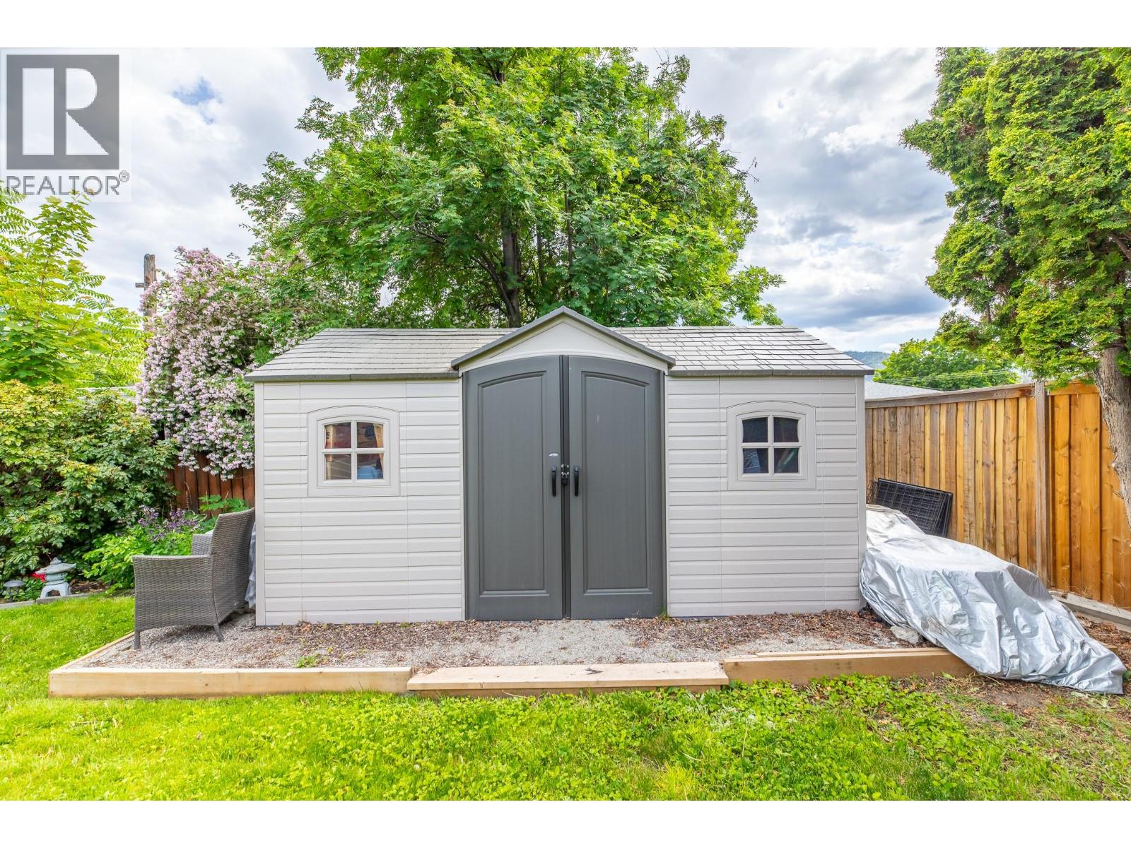  10903 BARCLAY Street, Summerland
