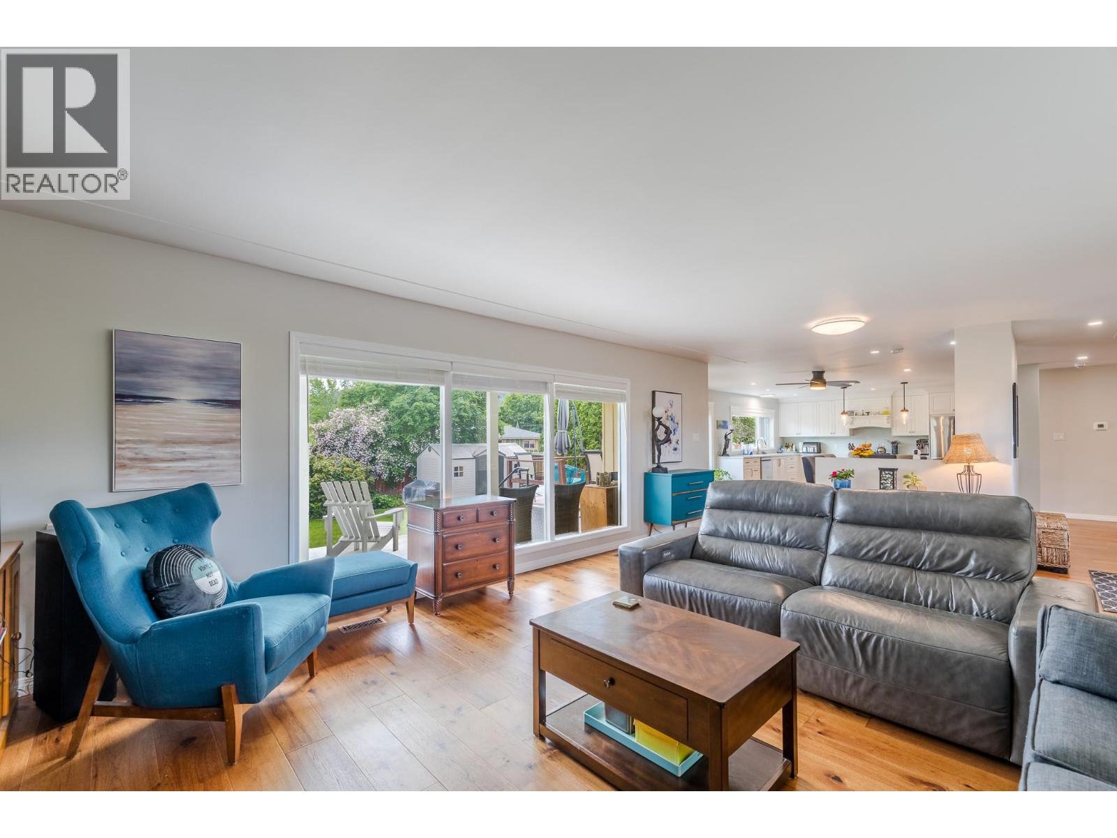  10903 BARCLAY Street, Summerland