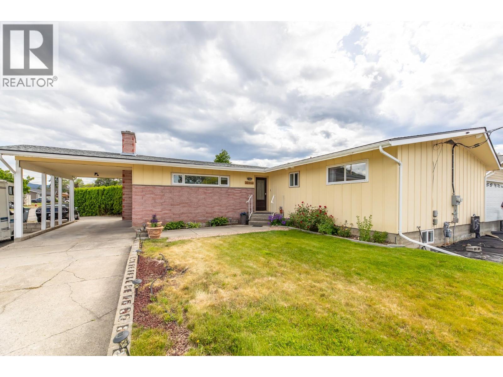  10903 BARCLAY Street, Summerland