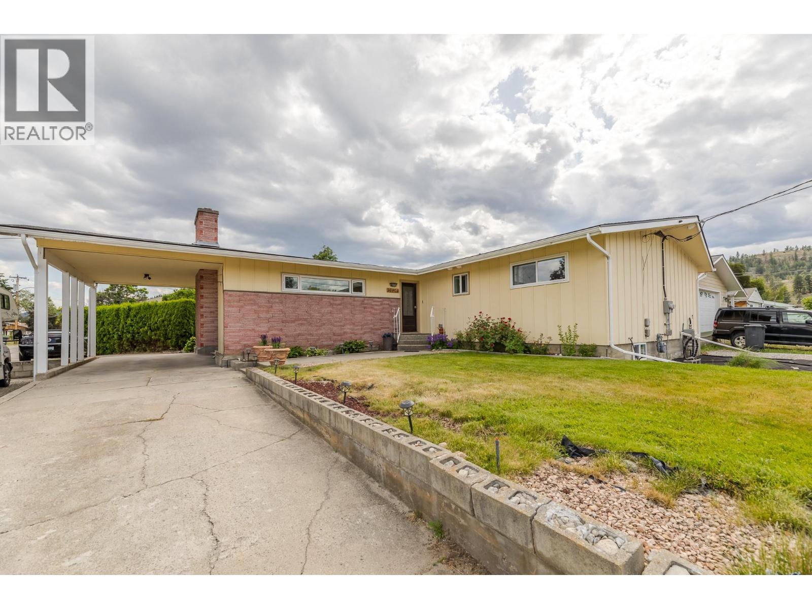  10903 BARCLAY Street, Summerland