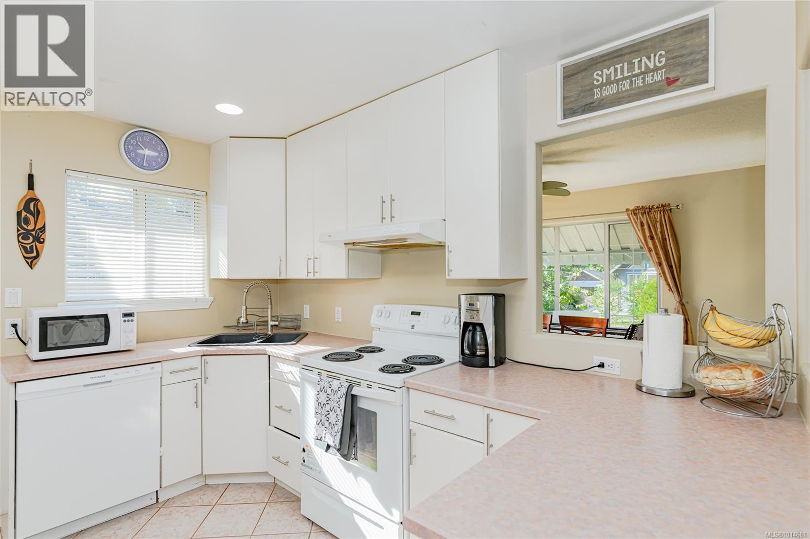  165 Lake Park Road, Lake Cowichan
