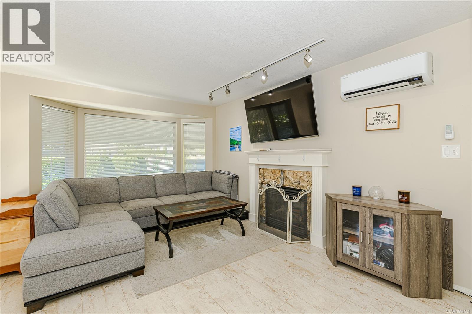  165 Lake Park Road, Lake Cowichan