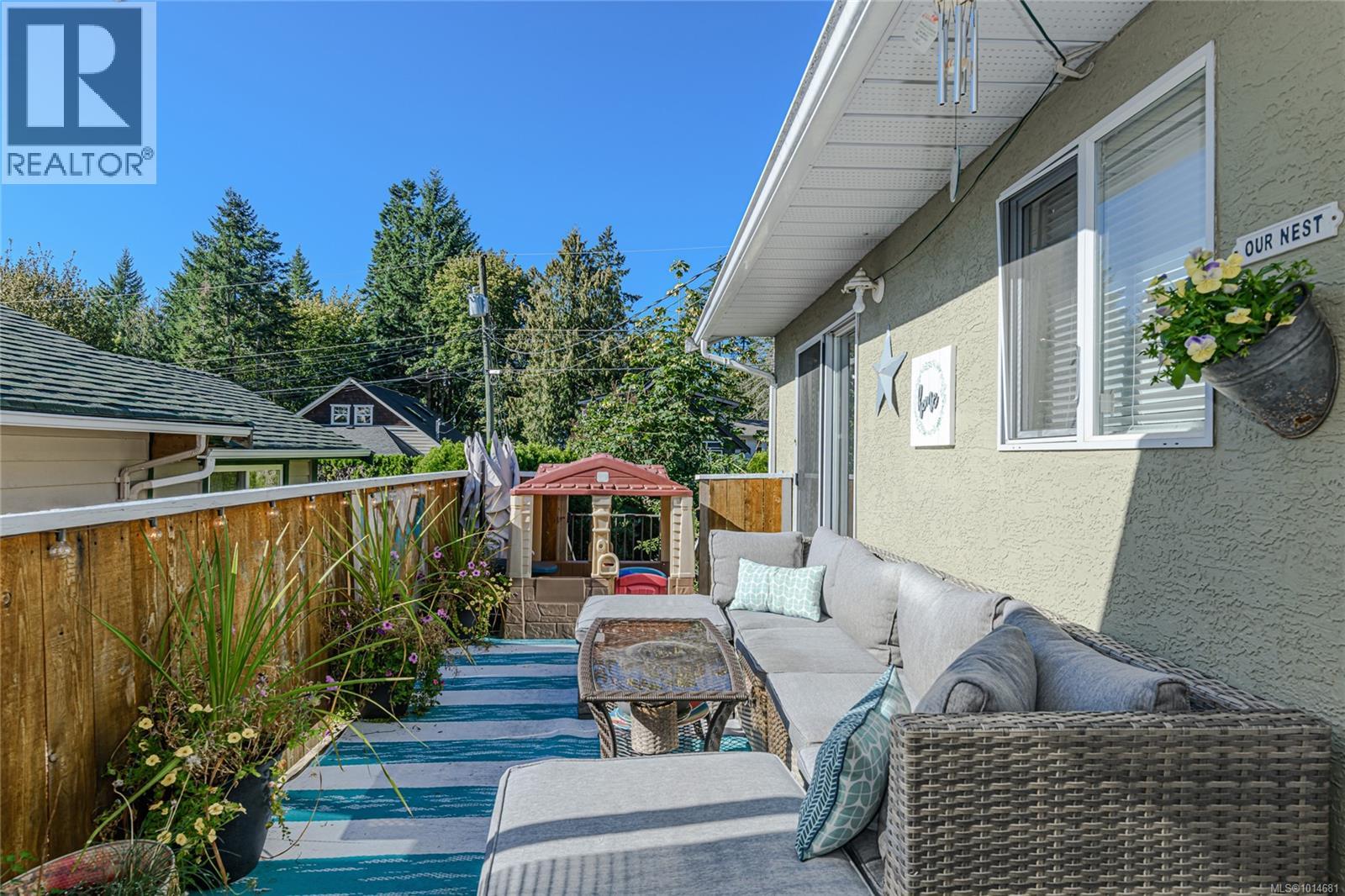  165 Lake Park Road, Lake Cowichan
