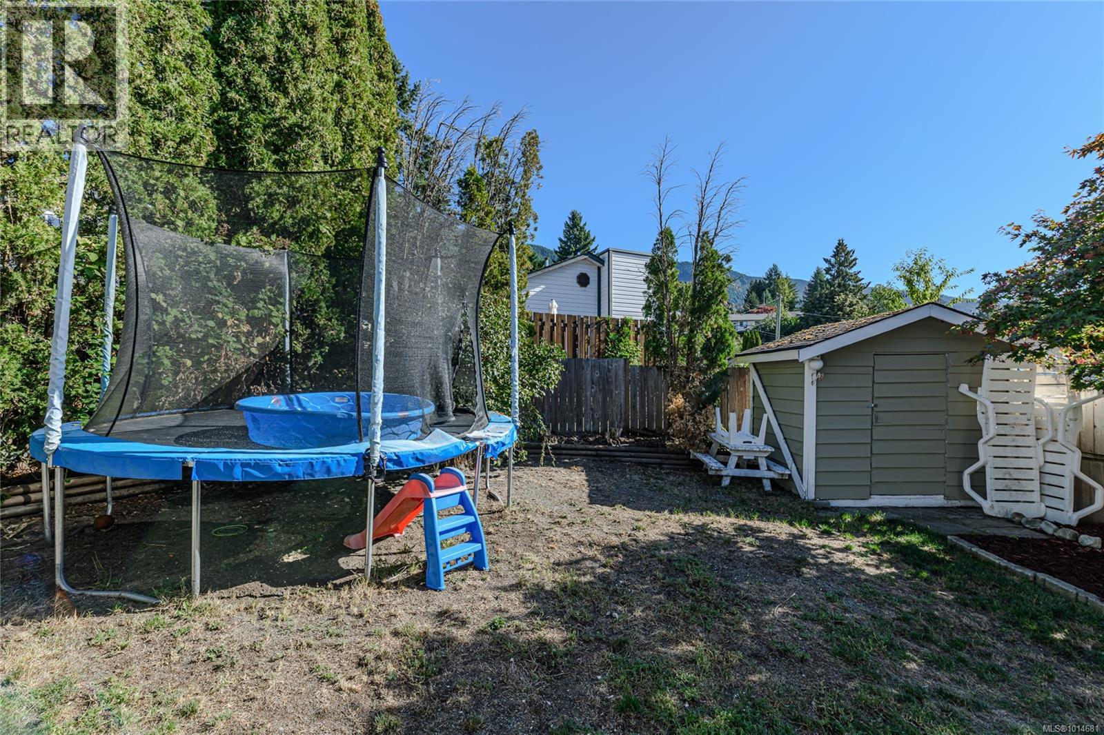  165 Lake Park Road, Lake Cowichan