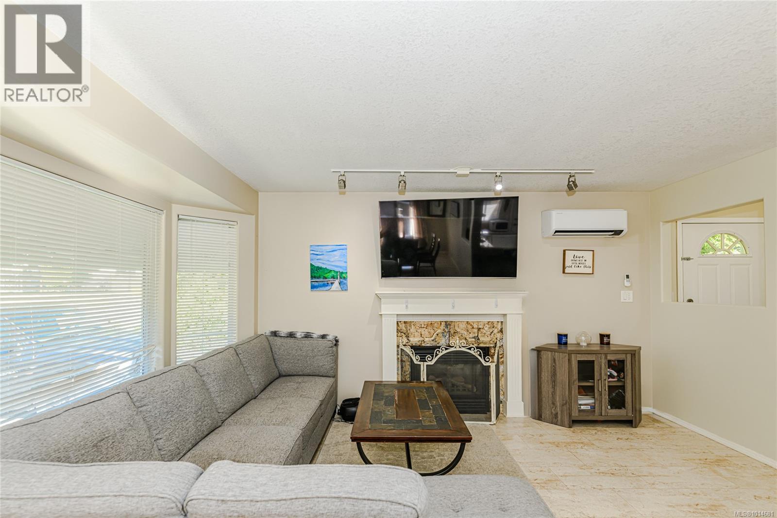  165 Lake Park Road, Lake Cowichan