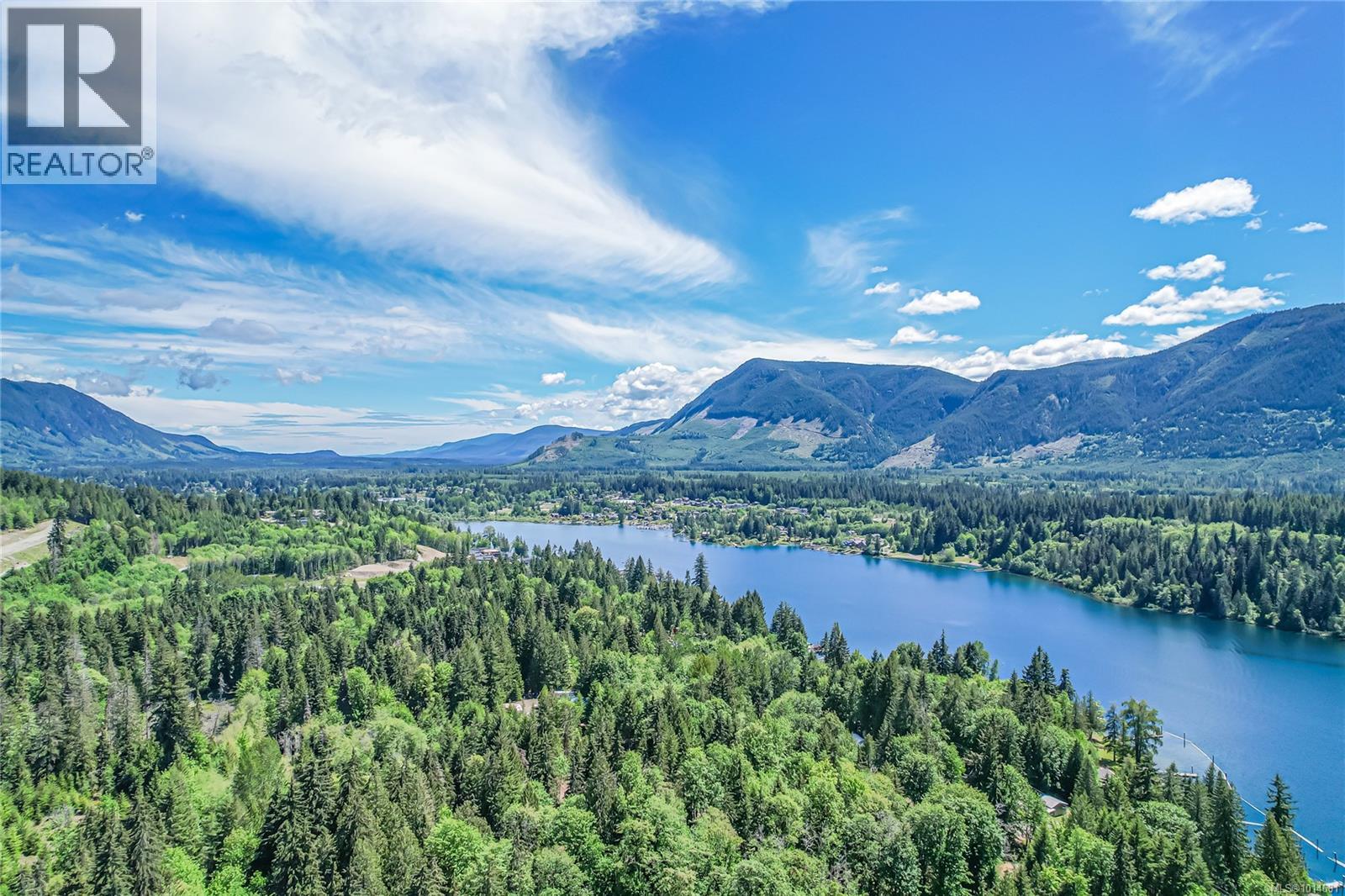  165 Lake Park Road, Lake Cowichan