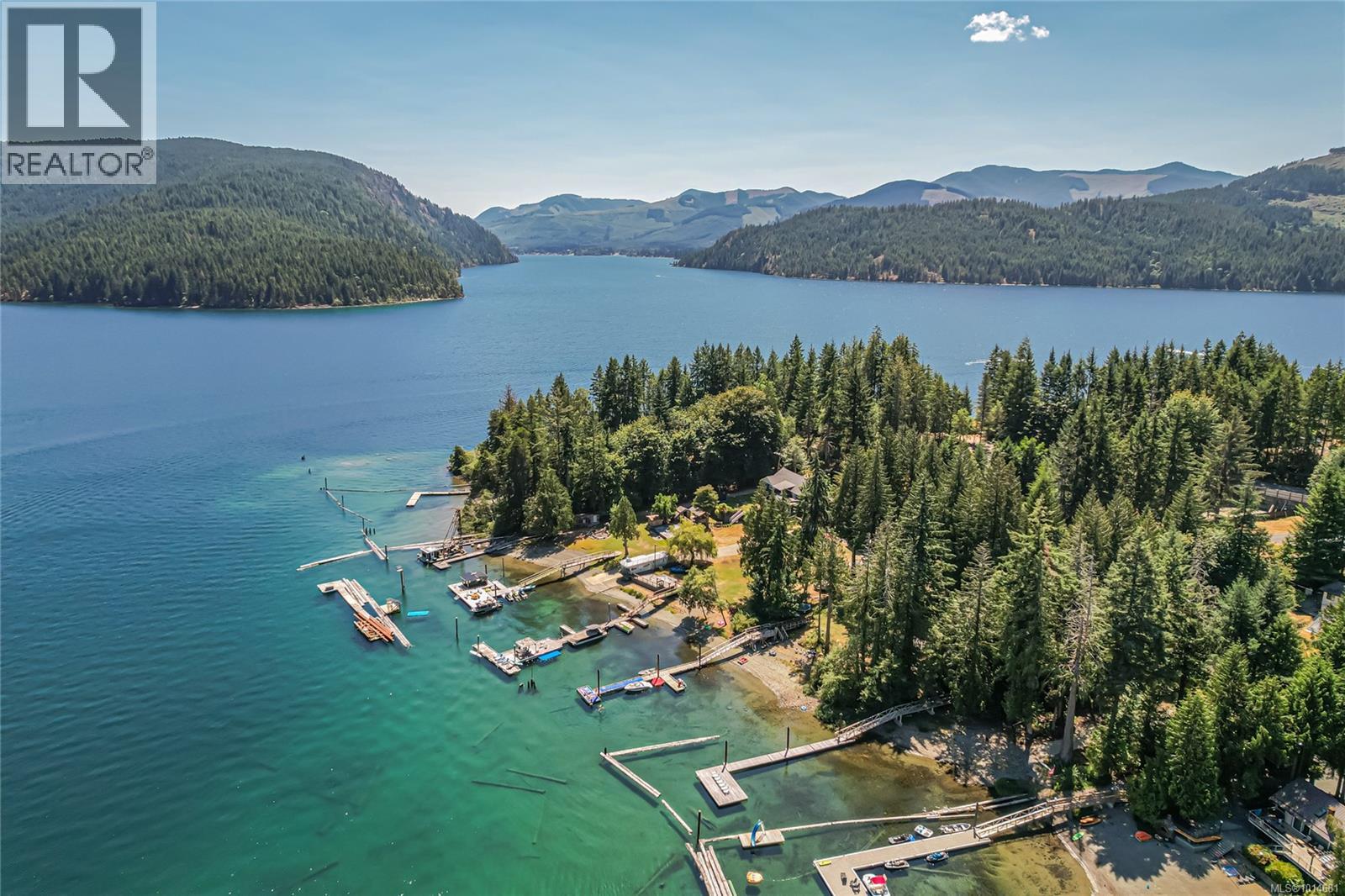  165 Lake Park Road, Lake Cowichan