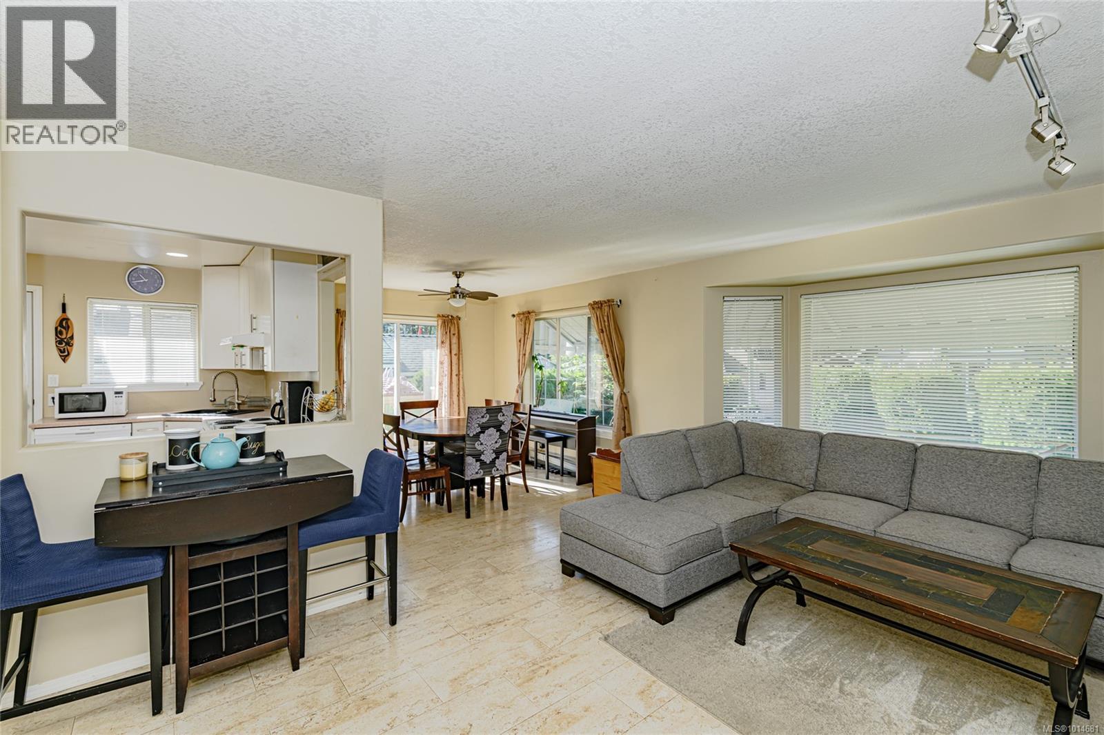  165 Lake Park Road, Lake Cowichan