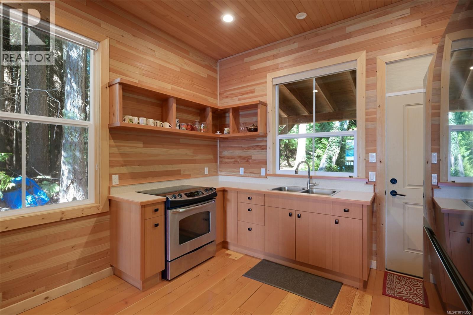 2044 Cullin Rd, Shawnigan Lake