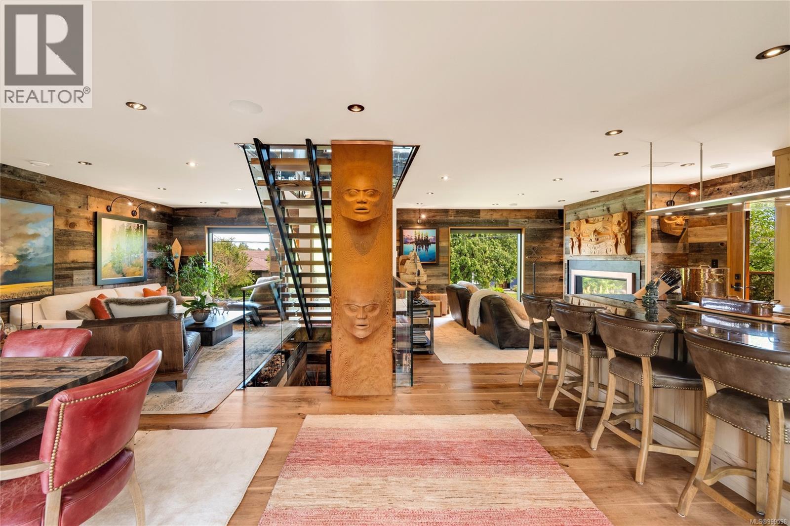 626 Monterey Ave, Oak Bay