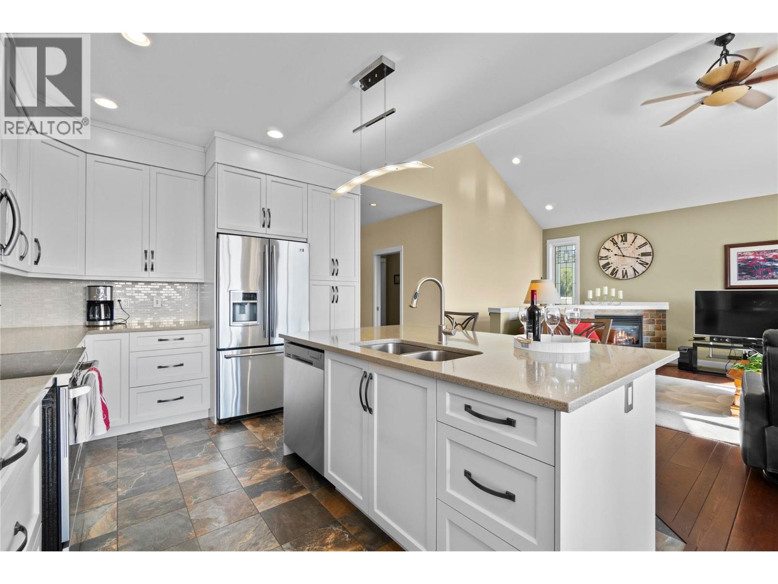 2754 Sun Ridge Place, Tappen