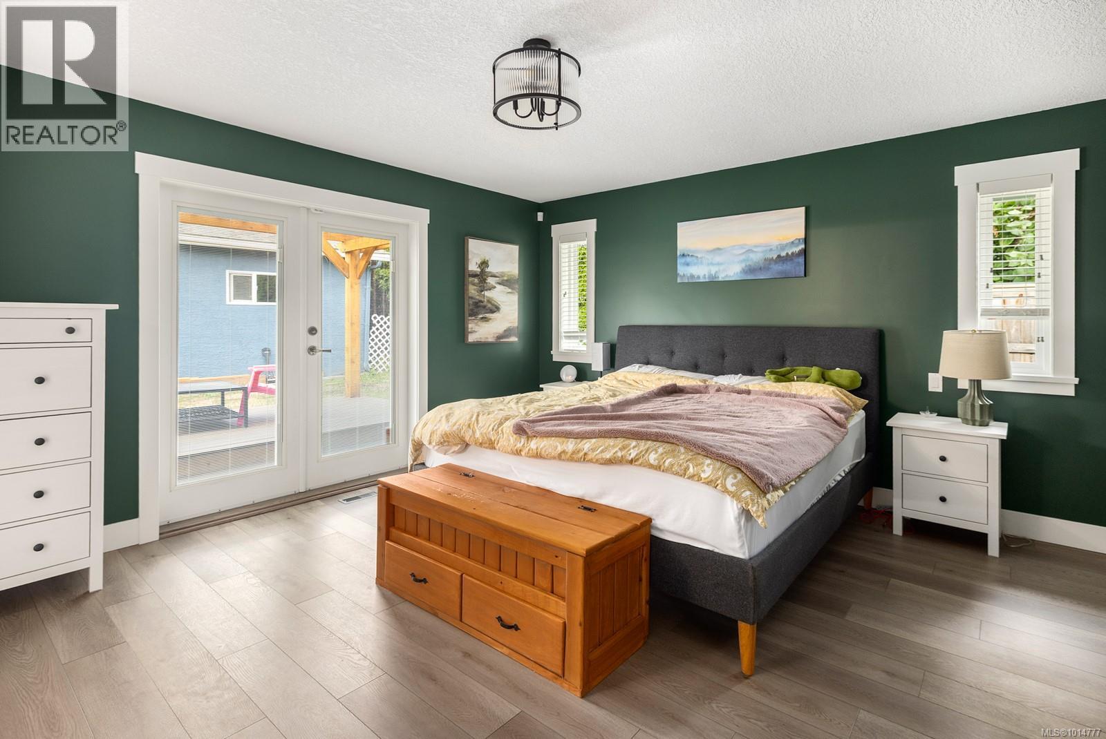 6004 Trillium Way, Duncan