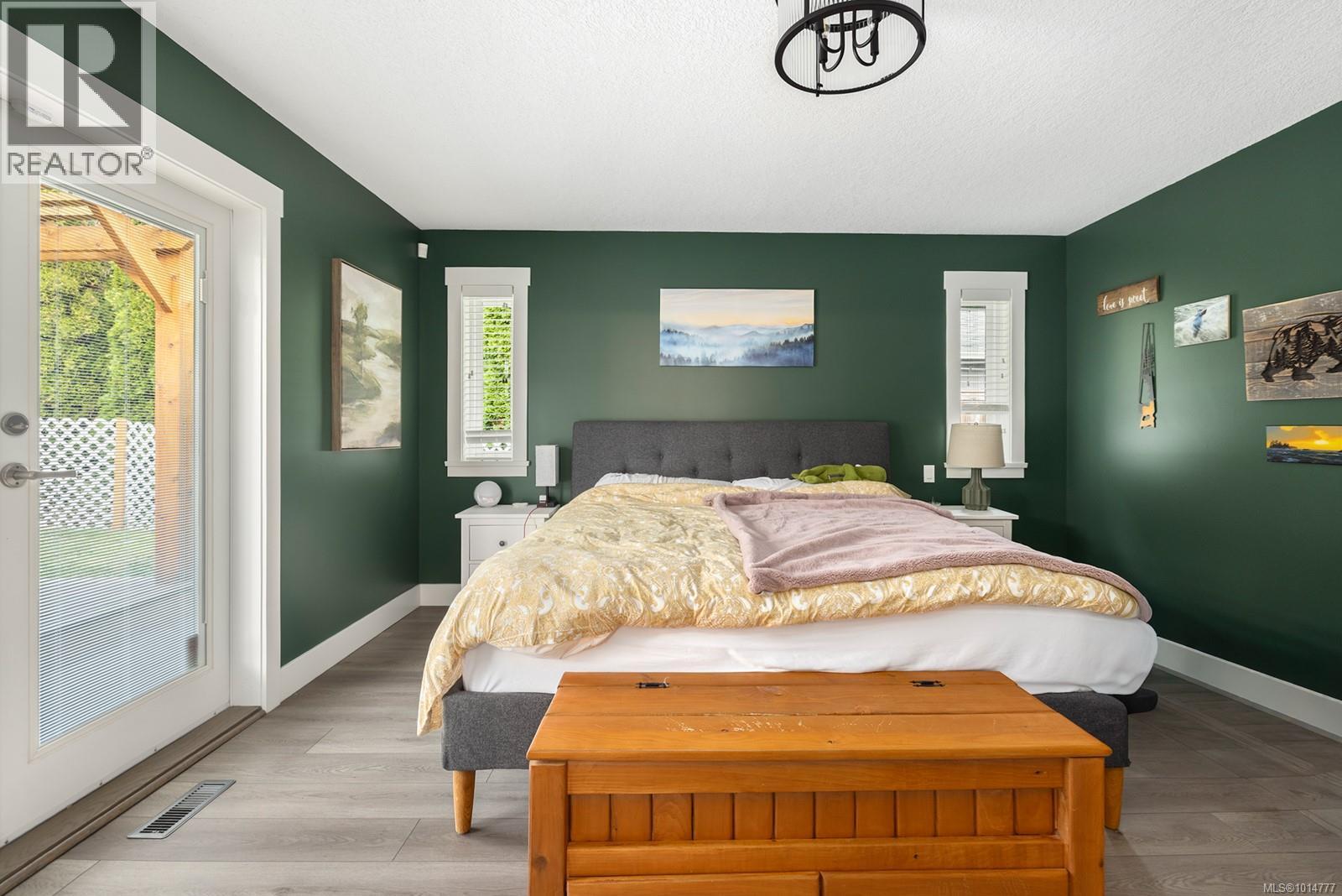 6004 Trillium Way, Duncan