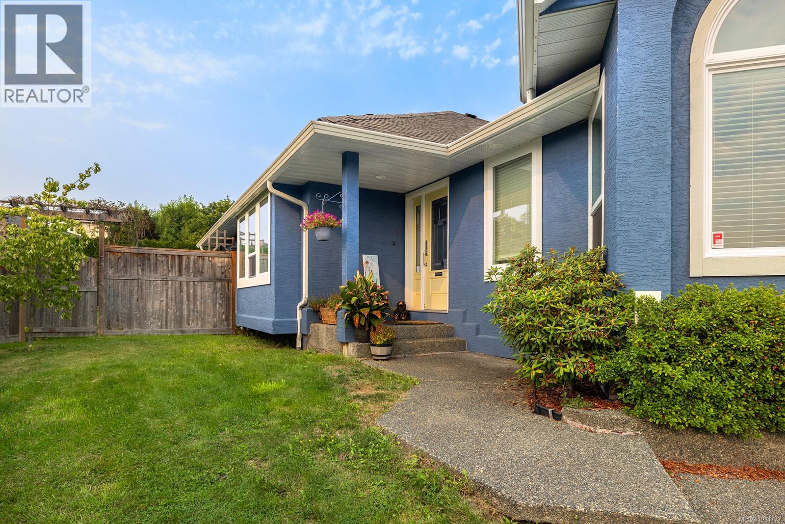 6004 Trillium Way, Duncan