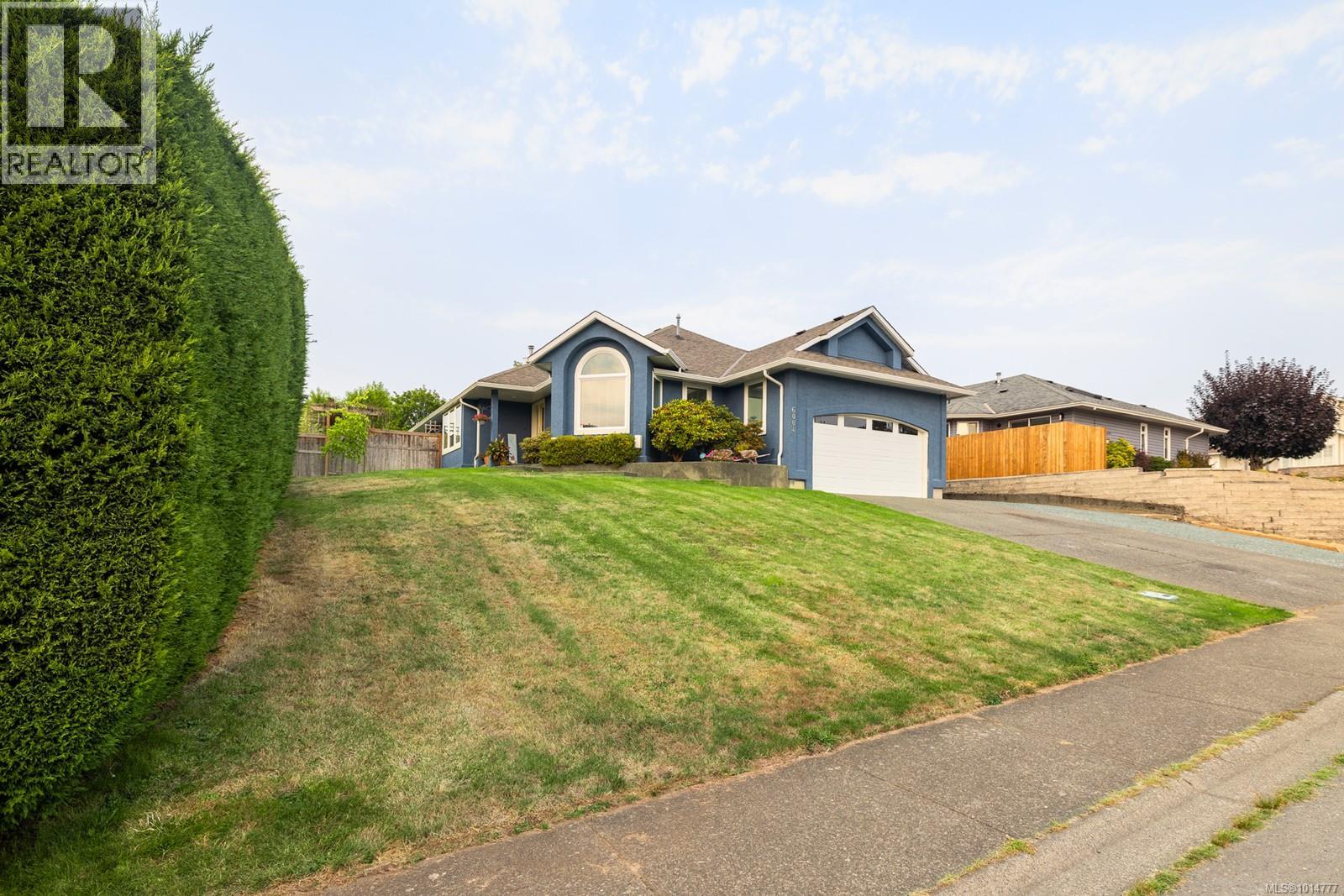 6004 Trillium Way, Duncan