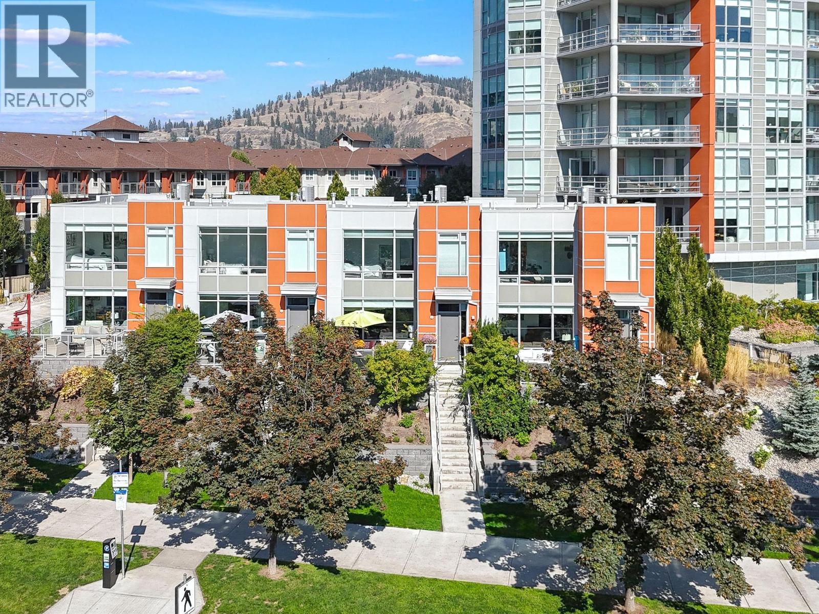 #103-1151 Sunset Drive, Kelowna