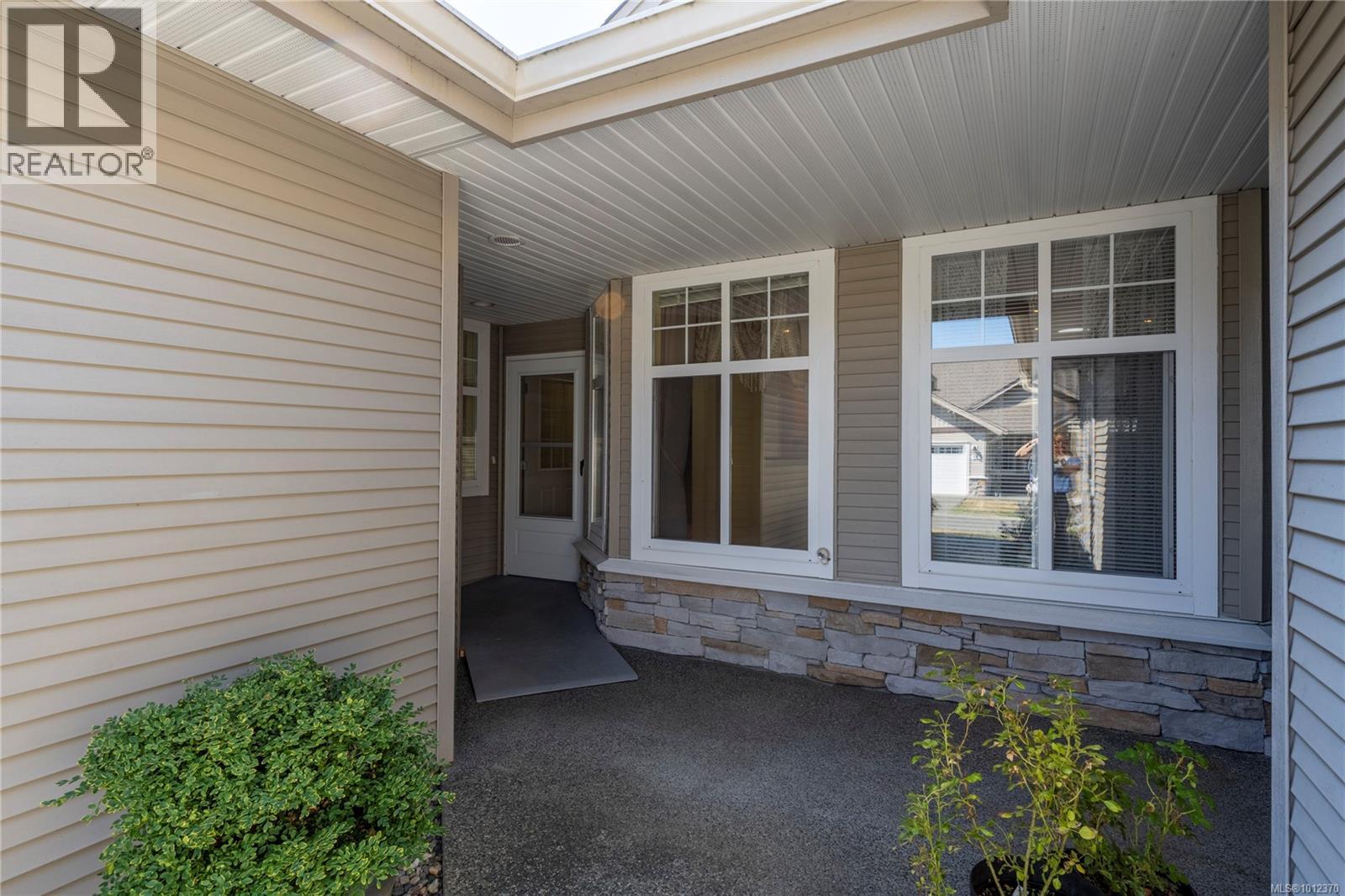 16 631 Blenkin Ave, Parksville