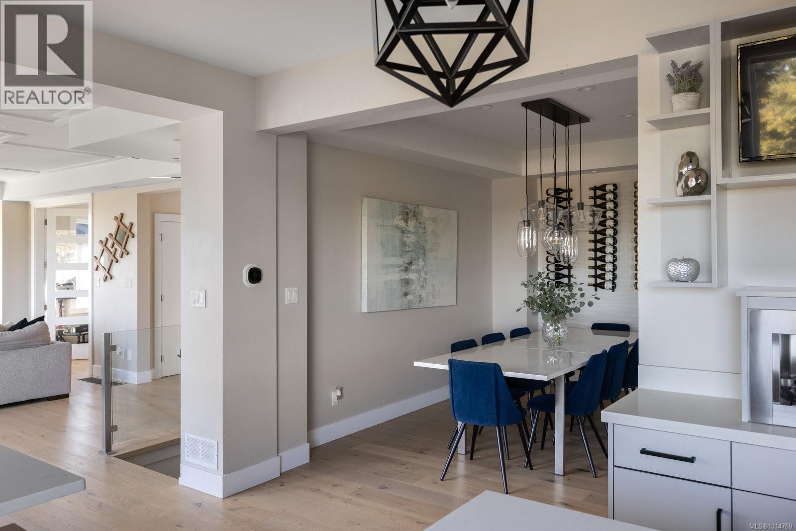  1414 Grand Forest Close, Langford