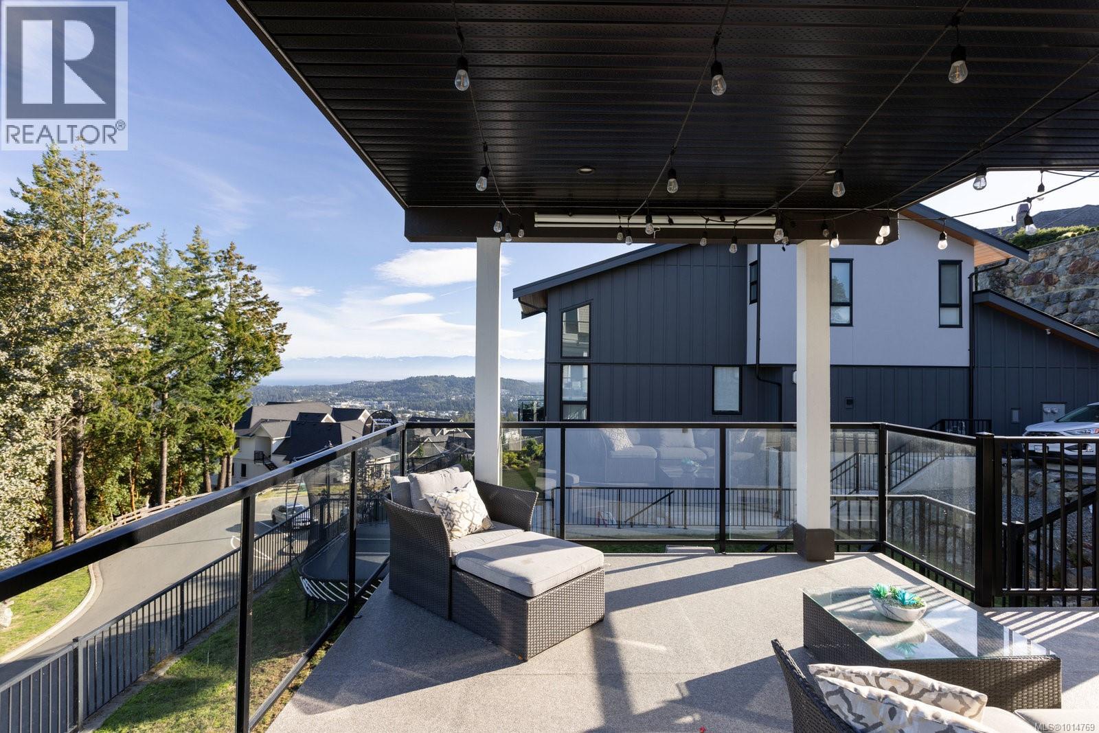 1414 Grand Forest Close, Langford