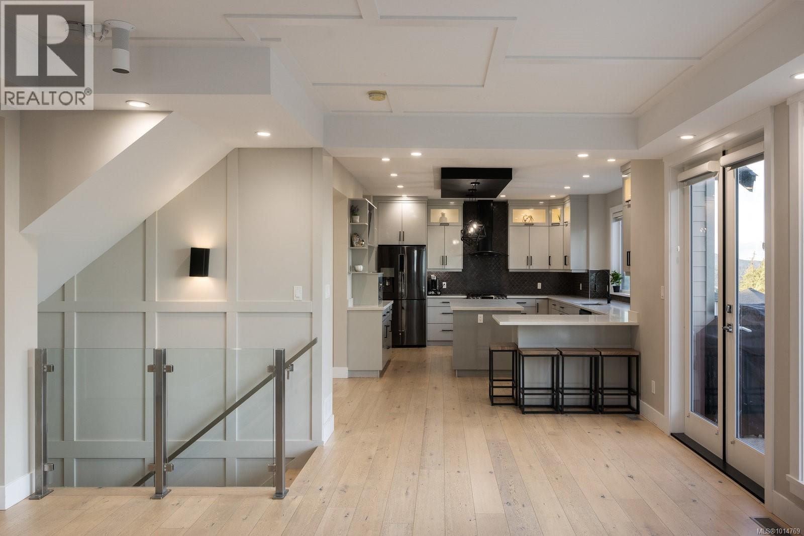  1414 Grand Forest Close, Langford