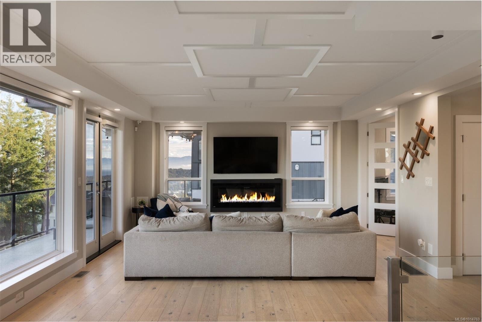  1414 Grand Forest Close, Langford