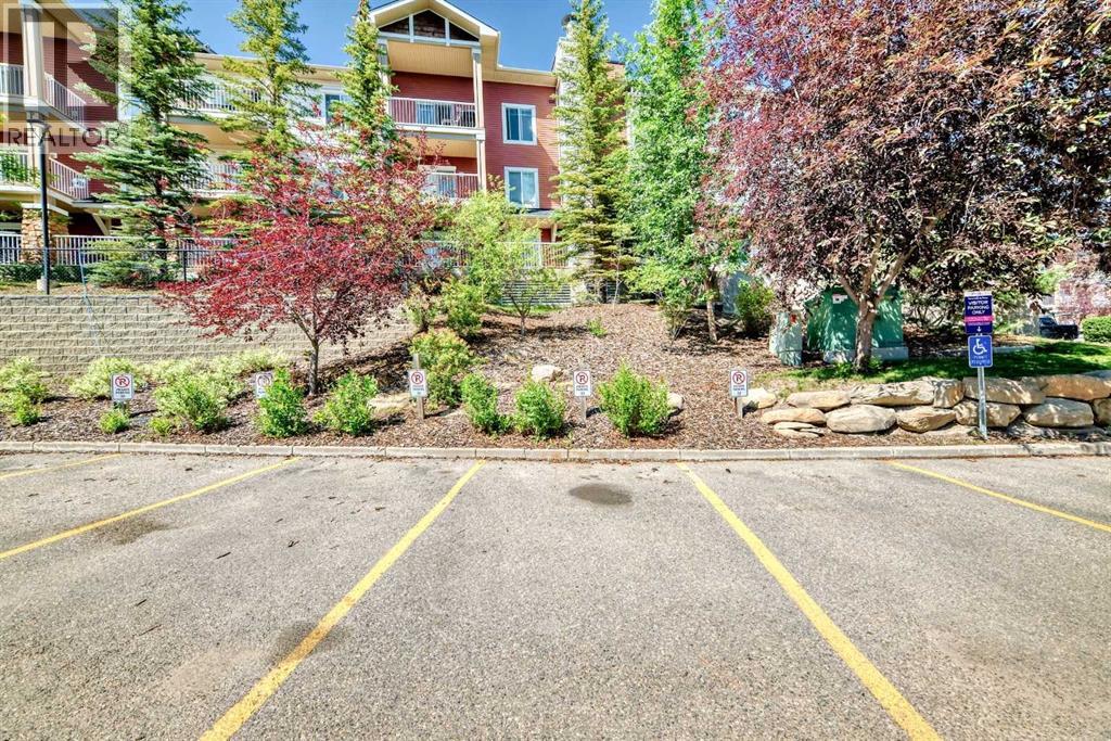 Single Family House for Sale in   Panamount Drive NW Panorama Hills Calgary 