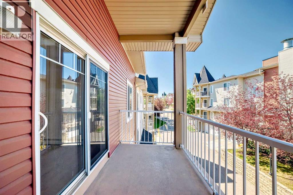 Single Family House for Sale in   Panamount Drive NW Panorama Hills Calgary 