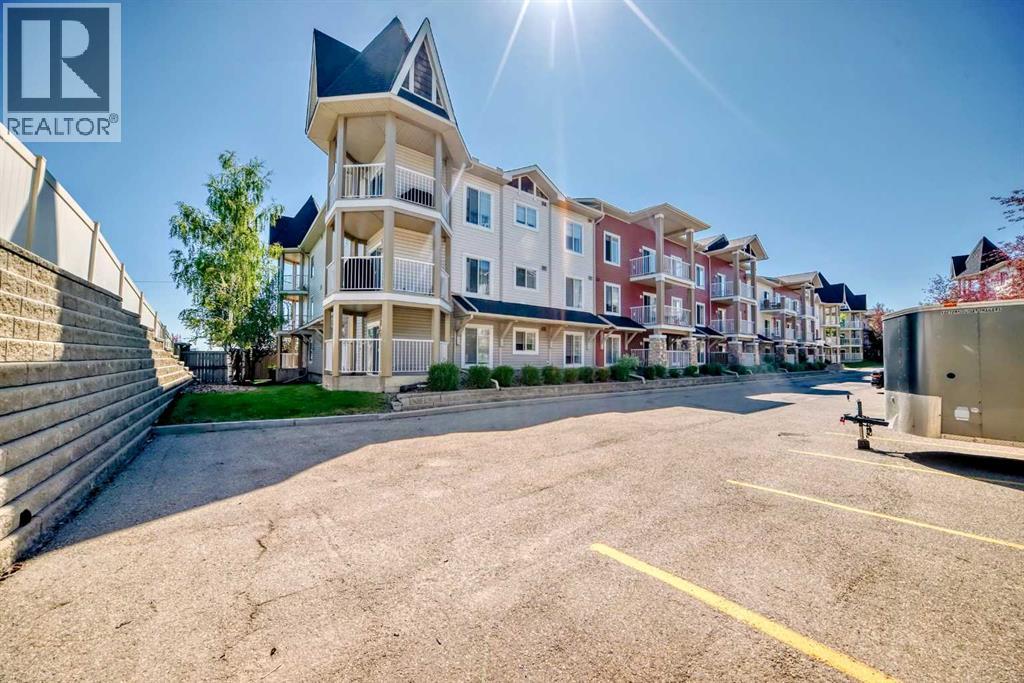 Single Family House for Sale in   Panamount Drive NW Panorama Hills Calgary 