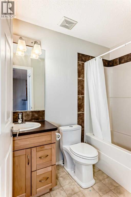 Single Family House for Sale in   Panamount Drive NW Panorama Hills Calgary 