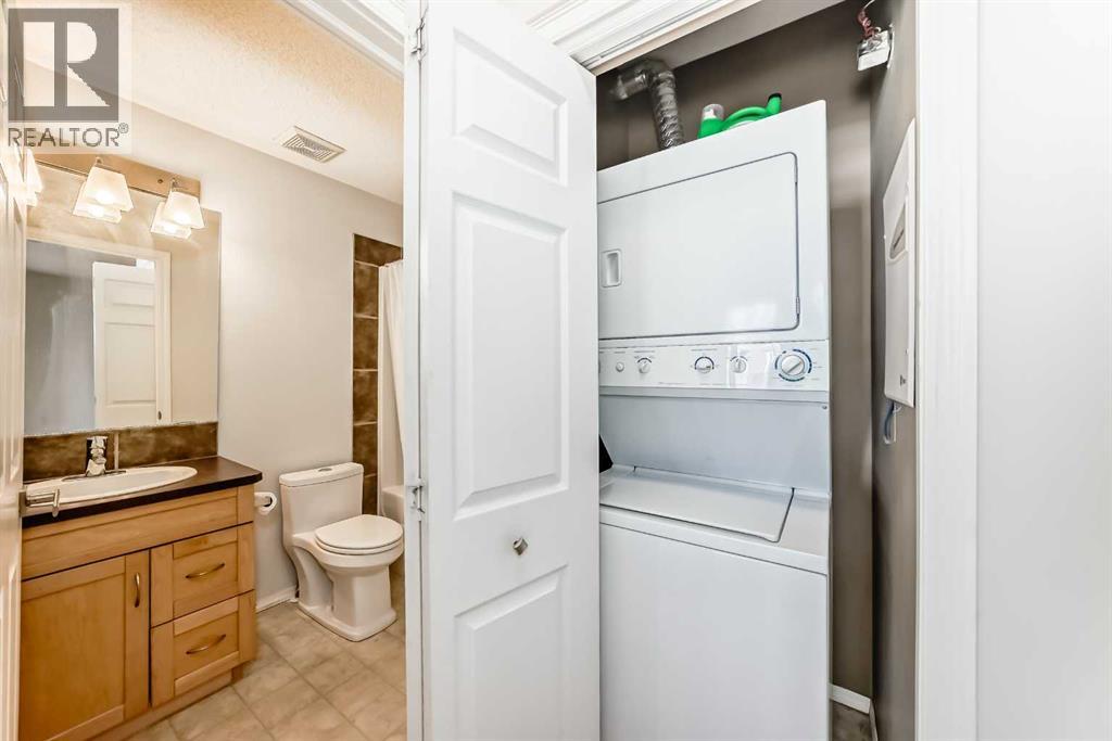 Single Family House for Sale in   Panamount Drive NW Panorama Hills Calgary 