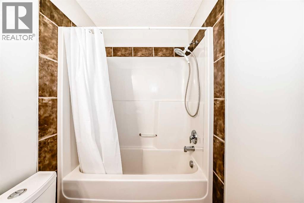 Single Family House for Sale in   Panamount Drive NW Panorama Hills Calgary 