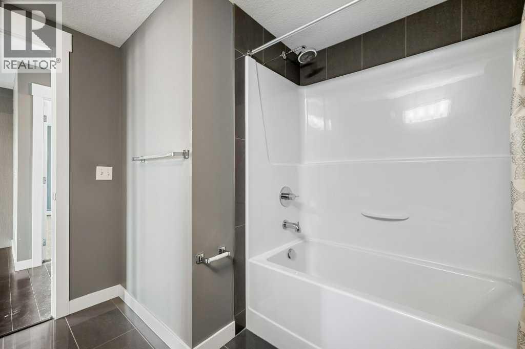 Single Family House for Sale in   Mahogany Row SE Mahogany Calgary 