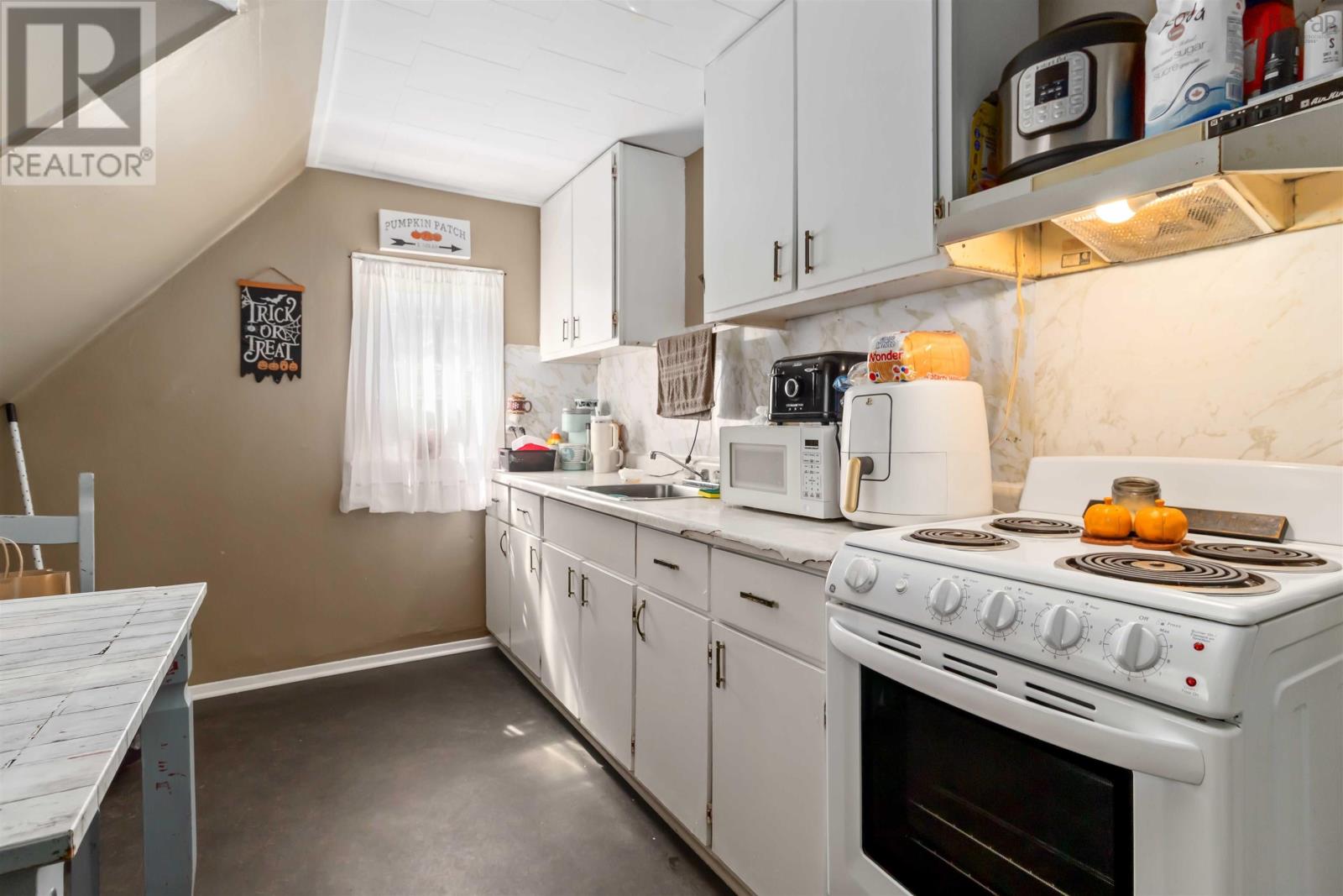 Property 8 of 11 of 4 Old Port Mouton Road