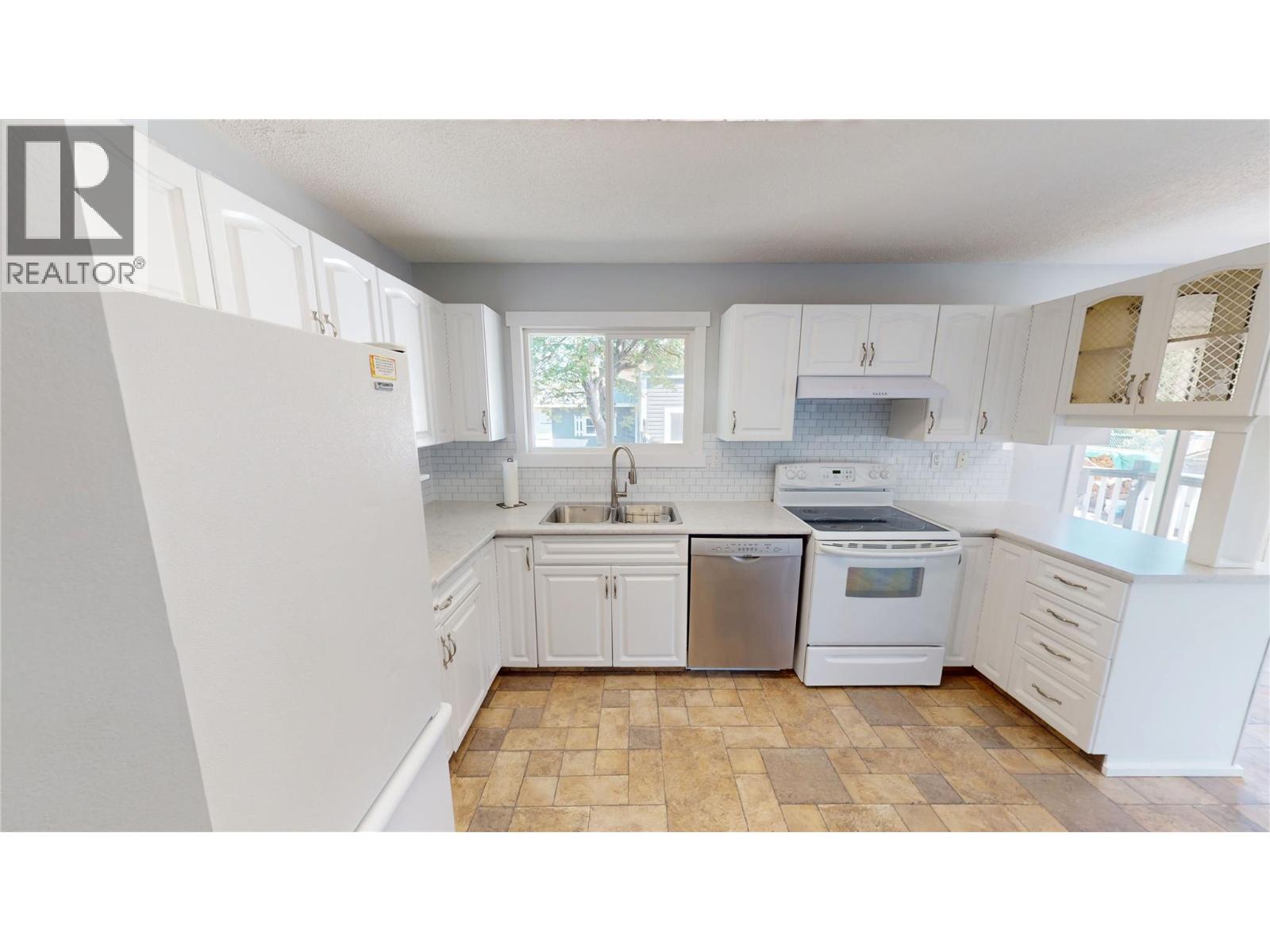 465 WHITE BIRCH Crescent, Sparwood