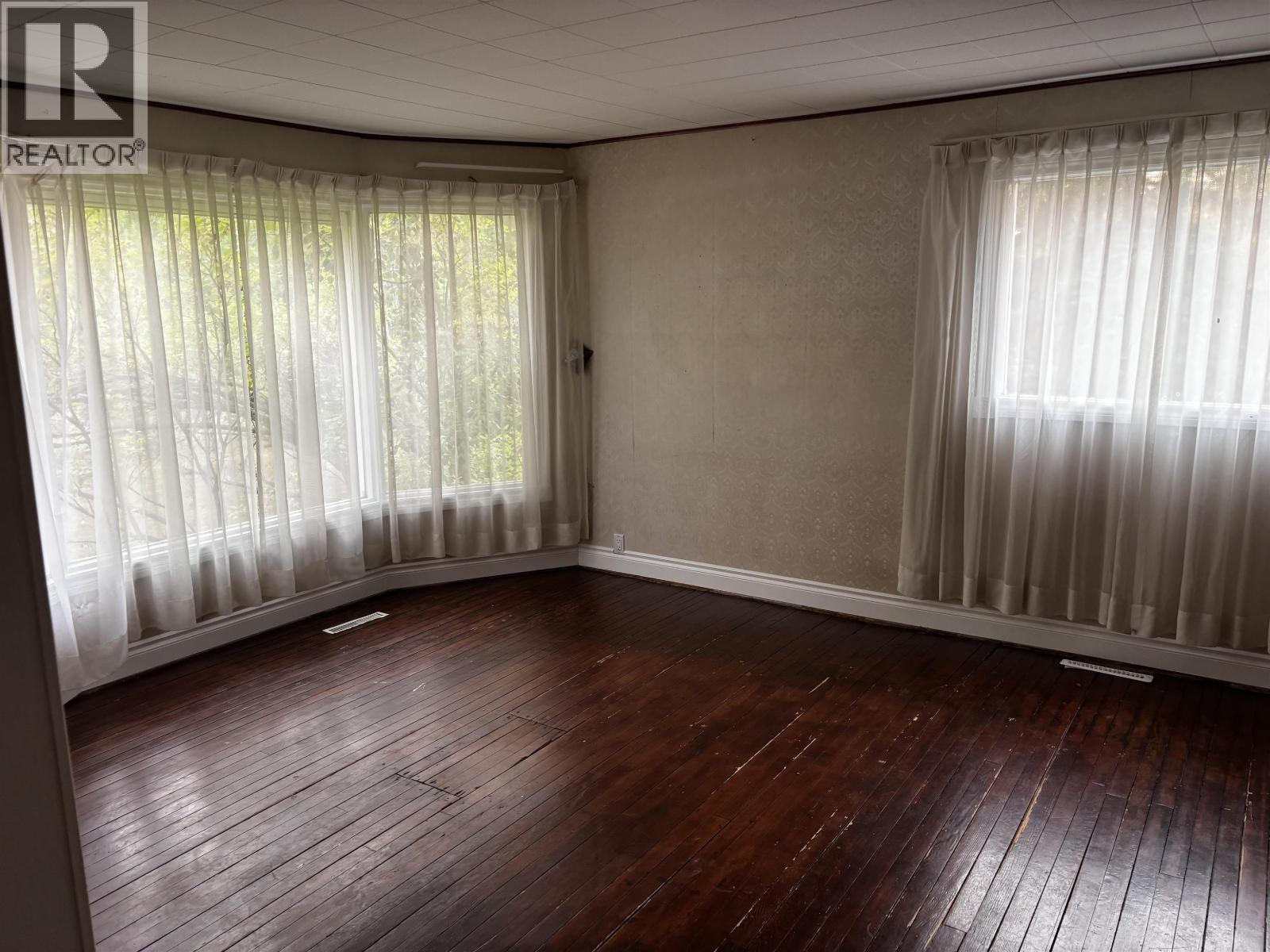 7157 N 97 HIGHWAY, Fort St. John