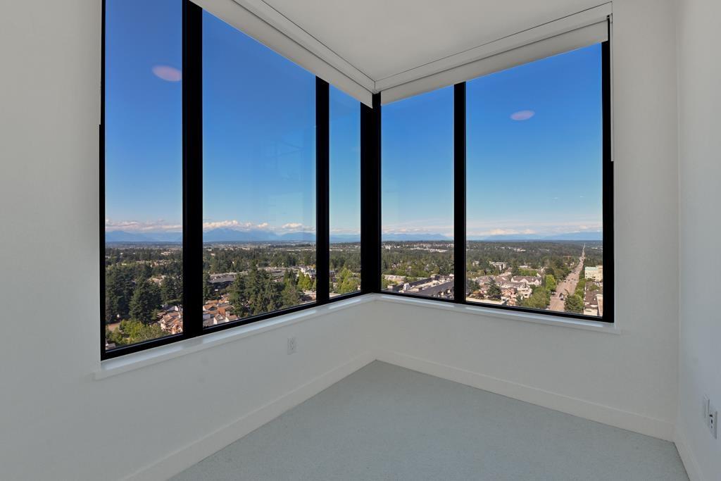 1902 1588 JOHNSTON ROAD, White Rock