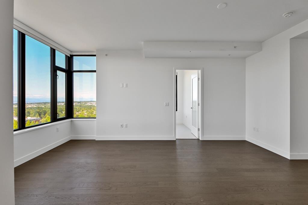 1902 1588 JOHNSTON ROAD, White Rock
