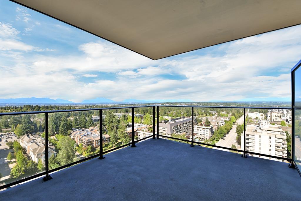 1902 1588 JOHNSTON ROAD, White Rock